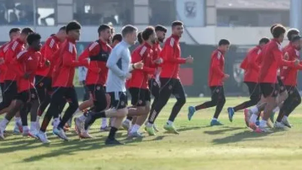 المران الأخير.. كولر يستعين بوجوه شابة في تشكيل الأهلي ضد غزل المحلة