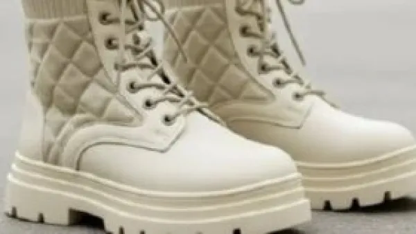 قبل زيارة المتحف المصري الكبير.. خطأ شائع في اختيار الحذاء قد يفسد عليك التجربة.