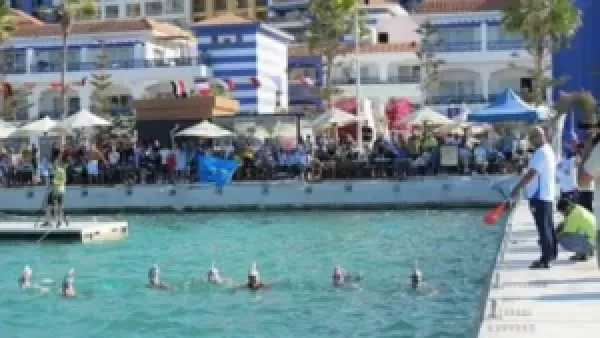 حماية الناشئين في حمامات السباحة: حملات الأندية لتقليل الحوادث وتعزيز السلامة