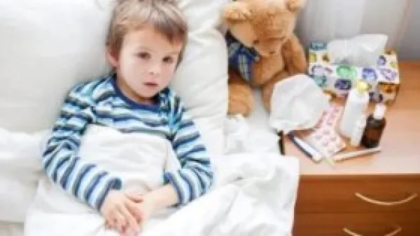 نوبات القيء المفاجئة: حين يكون الاضطراب في الأعصاب وليس المعدة