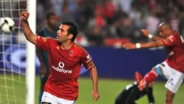 29 بطولة تاريخية.. رصيد عماد متعب مع الأهلي في ذكرى الهاتريك الأخير