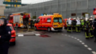 رتل عسكري أمريكي يدخل شرقي دير الزور وسط تحليق مكثف للطائرات الحربية