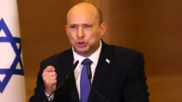 شبكة "خنديلا" الإيرانية تخترق هاتف رئيس وزراء إسرائيل السابق بينيت