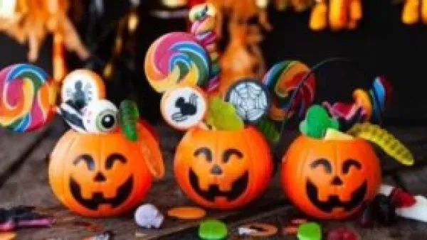اقتصاد الهالوين: كيف تغذي الأزياء والحلويات صناعة تتجاوز 10 مليارات دولار؟