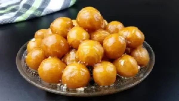 سر القرمشة.. طريقة عمل الزلابية الذهبية مثل المحلات بمكونات اقتصادية وخطوات بسيطة