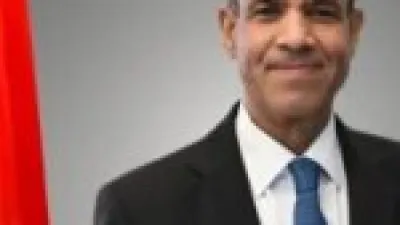 وزير الخارجية يناقش مع نظيره الإكواتوري تعميق التعاون الاقتصادي والتنموي بين البلدين