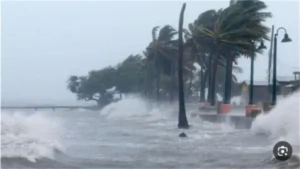 العاصفة بايرون تحوّل مسارها بعد فيضانات واسعة في اليونان: ماذا ينتظر مصر؟