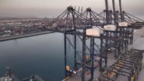 خطة مصر لهيمنة اقتصادية عالمية عبر استثمار 100 مليون متر مربع من الأراضي