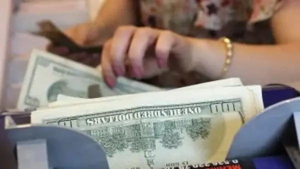 تحرك جديد للعملة.. سعر الدولار مقابل الجنيه المصري في تعاملات اليوم صباحًا