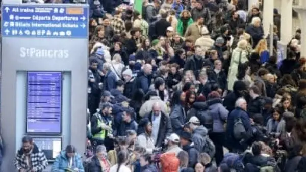 أزمة قطارات لندن.. اضطراب واسع يضرب رحلات أوروبا ويؤدي إلى إلغاءات متتالية