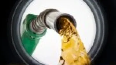 قائمة الأسعار الجديدة.. تفاوت ملحوظ في تكلفة البنزين والسولار بمحطات الوقود بمصر