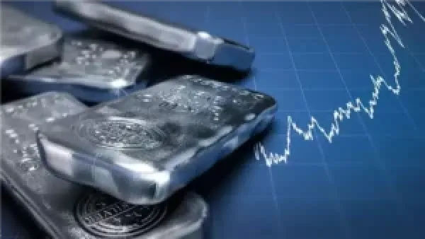 أسعار الفضة تتخطى 60 دولارًا للأونصة مع توقعات بخفض الفائدة الأمريكية
