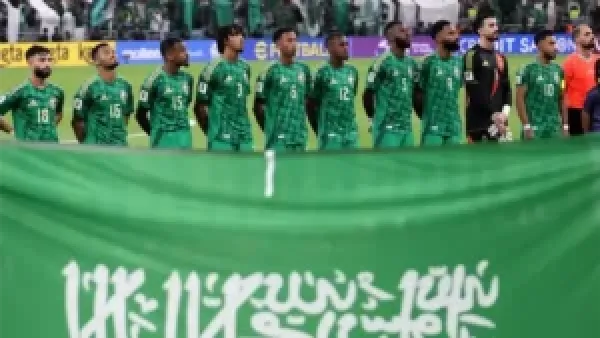 ماتضيعش المباراة! اعرف دلوقتي كل القنوات الناقلة لمواجهة مباراة السعودية وعمان في كأس العرب 2025 وطريقة مشاهدتها أونلاين بكل سهولة!