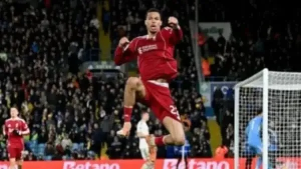 ليفربول وليدز يتعادلان 3-3 في مباراة شهدت 6 أهداف وسط غياب محمد صلاح