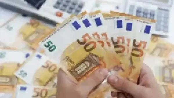 الحكومة تنفي دمج حساب المواطن مع الضمان وتوضح حقيقة زيادة 700 ريال