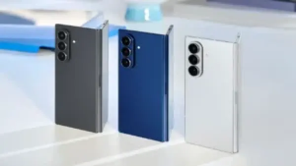 سامسونج تتصدر سوق الهواتف القابلة للطي بإزاحة أكبر منافس لها