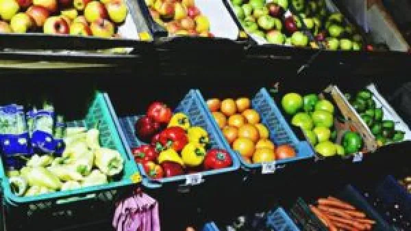 أسعار الخضروات والفاكهة في الأسواق يوم الإثنين 24 نوفمبر 2025