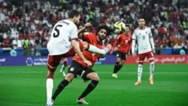 منتخب مصر يعدّل تشكيلته ضد الإمارات بإبعاد النني والسولية ودفع أفشة والعراقي للميدان
