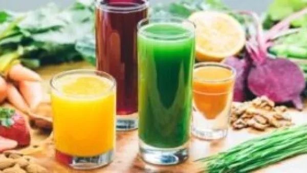 عصائر قليلة الحموضة.. خيارات لذيذة وآمنة لمرضى ارتجاع المريء والقولون العصبي.