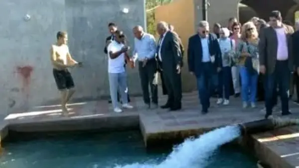 شتاء الوادي الجديد.. أهالي الواحات يواجهون موجات البرد عبر آبار المياه الساخنة