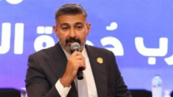 لماذا اضطر ياسر جلال للاعتذار للجمهور الجزائري في مهرجان وهران؟