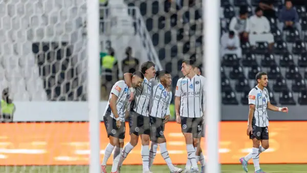 قرار حاسم.. رئيس الشباب السعودي يحدد مصير المدرب ألجواسيل بعد ضغوطات الجماهير