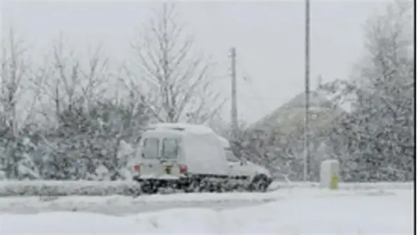 عاصفة ثلجية كبرى.. دولة أوروبية تعلن حالة الطوارئ بسبب اضطراب حركة الحياة بالكامل