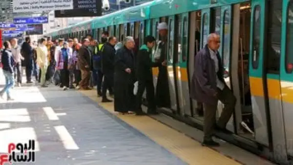 حقيقة أسعار المترو.. أحمد موسى يوضح تفاصيل الزيادة الجديدة المتداولة في مصر