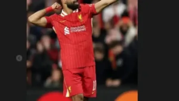 محمد صلاح يظهر مع ابنتيه مكة وكيان بعد فوز ليفربول على برايتون في إعلان جديد
