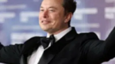 إيلون ماسك يستعيد لقب أغنى رجل في العالم بعد ارتفاع ثروته خلال ساعات