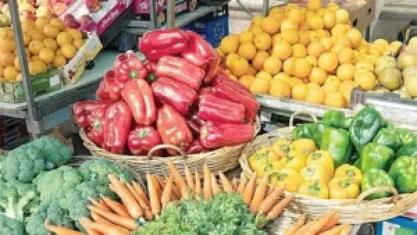 ارتفاع سعر الليمون يضغط على سوق الخضار في العبور اليوم الخميس 11 ديسمبر 2025