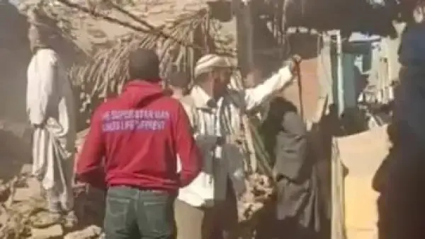 لجنة حكومية بالأقصر.. كشف أسباب انهيار منازل قرية الدير وخطوات عاجلة لدعم المتضررين