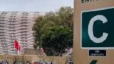 توافد جماهير المغرب بكثافة على ملعب افتتاح كأس أمم أفريقيا يعكس الحماسة الجماهيرية للبطولة