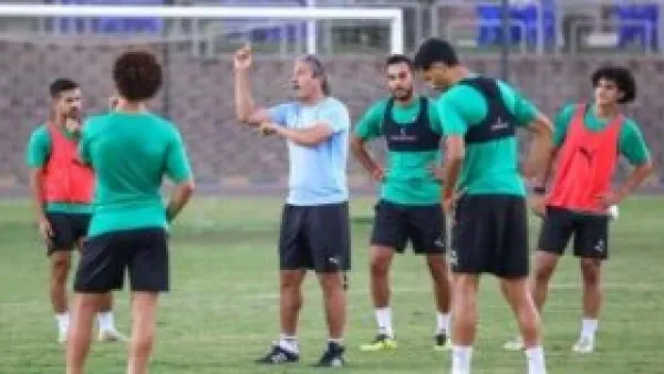 نبيل الكوكي يحدد مواهب جديدة من شباب المصري لتدعيم الفريق الأول