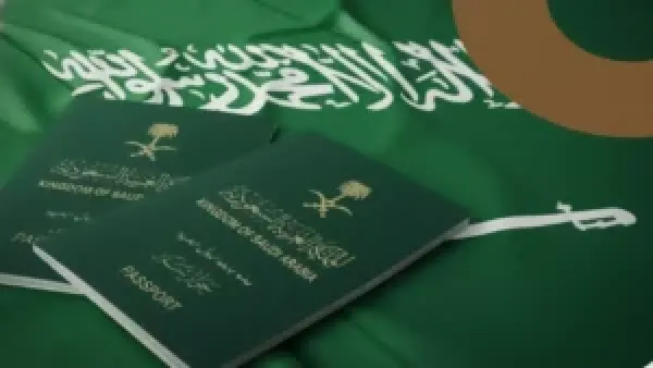 تأشيرة الخروج النهائي في 15 دقيقة عبر أبشر تُلغي الحاجة للمراجعات المكتبية وتيسر تسجيل الآلاف يومياً