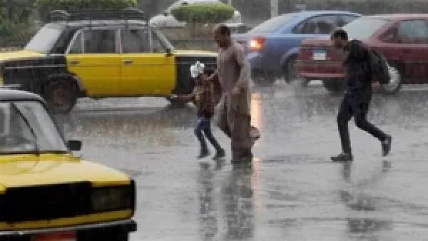 انخفاض جديد في درجات حرارة مصر غدًا 26 نوفمبر مع استمرار الشبورة على الطرق السريعة