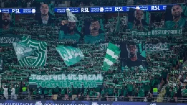 القنوات الناقلة لمباراة الأهلي والقادسية في كأس الملك السعودي 2025-2026 وطرق المشاهدة عبر الإنترنت