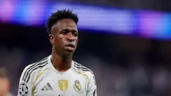 تجديد عقد فينيسيوس جونيور: ريال مدريد يعيد إطلاق المفاوضات للحفاظ على نجم الفريق