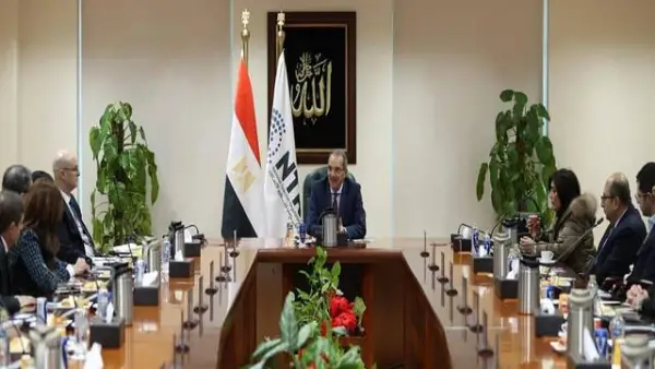 10 ملايين هاتف.. وزير الاتصالات المصري يكشف خطة الإنتاج المحلي الجديدة بمعدل نمو قياسي