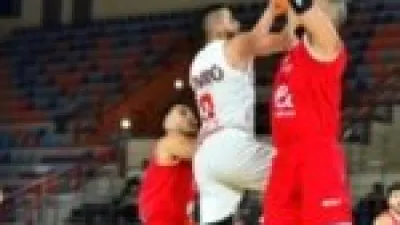 تحت أضواء الصالة.. موعد انطلاق قمة سلة الأهلي والزمالك في دوري السوبر