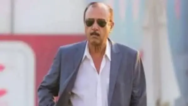 محسن صالح يشير إلى ضرورة الابتعاد عن الملاعب 6 أشهر بعد الزواج ويعتبر توقيت فرح أحمد حمدي غير مناسب