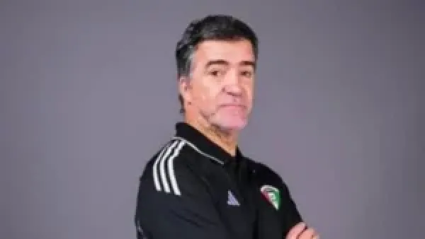 مدرب الكويت يعترف بإضاعة فرصة حاسمة أمام مصر ويكشف تفاصيل المباراة