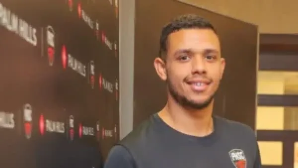 مصطفى عسل يتصدر نصف نهائي بطولة هونج كونج للاسكواش ويؤكد تفوقه العالمي