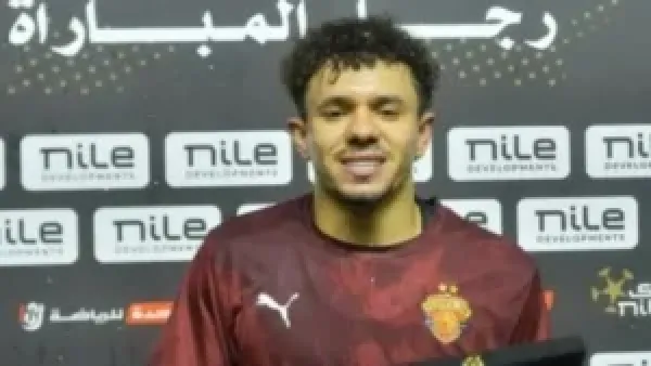 غياب محمود زلاكة عن بيراميدز أمام بتروجت بسبب الإيقاف يضع الفريق في اختبار التكتيك الدفاعي