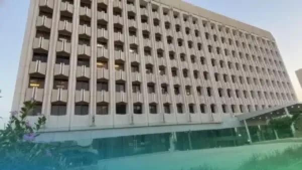 تعليق الدراسة الحضورية في الرياض و17 محافظة بسبب تقرير الأرصاد وتحذيرات الطقس