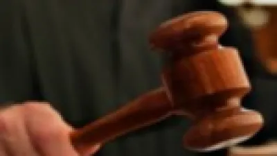 غرامة قانونية تثبت مسئولية السيدة لنشر صورة مخلة بآداب رجل على «إنستجرام»