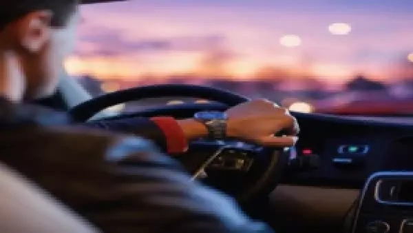 650 ريالاً.. الجوازات السعودية توضح ضوابط تجديد إقامة السائق الخاص هذا العام