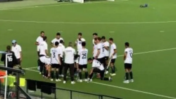 منتخب الهوكي يتوجه إلى الهند للمشاركة فى كأس العالم تحت 21 سنة