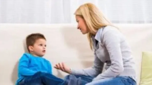 حين يؤذيه صديقه.. كيف تساعد طفلك على تجاوز الغضب وتعلّم التسامح؟