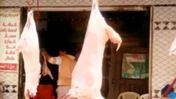 موجة غلاء جديدة تضرب أسواق مطروح.. أسعار اللحوم تتجاوز حاجز 400 جنيه للكيلو